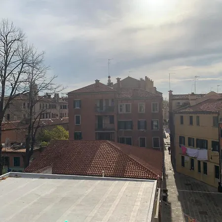 Apartman In The Centre - Giardini Biennale Velence